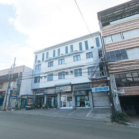 Reddoorz At Goldentown Hotel Davao City Экстерьер фото